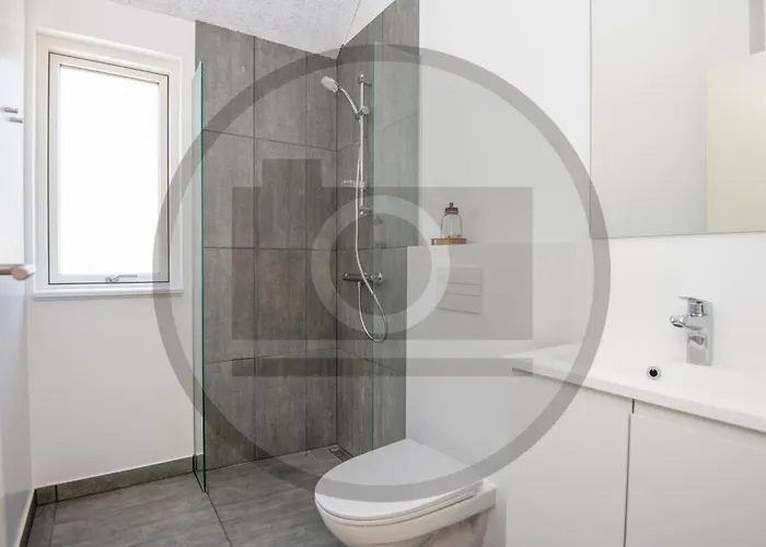 4 Bedroom Awesome In Σπίτι διακοπών Glesborg